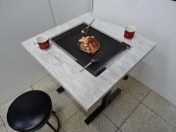 画像3: 750ｘ750x高720　２本足長　白石目柄　蓋付き（食卓テーブル兼用型）　即納可