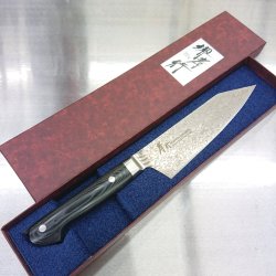 画像2: 堺孝行 コアレスダマスカス 160mm 剣型 三徳 新品 黒柄　ステンレス　両刃