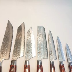 画像4: 堺孝行　33層槌目ダマスカス 　剣型柳刃　筋引　牛刀　三徳　ブッチャーナイフ　菜切　ペティナイフ