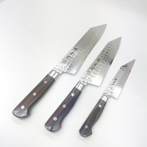 画像: 【NEW】堺孝行　青海波 せいがいは 新品　最安　190mm　剣型牛刀  160mm 剣型三徳　120ｍｍ剣型ペテ　洋ハンドル Sakai Takayuki  Seigaiha