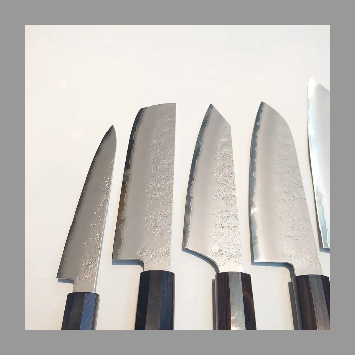 画像10: 梨地 剣型牛刀 190mm VG-10 黒檀柄 ステンレス 割込 堺孝行 両刃