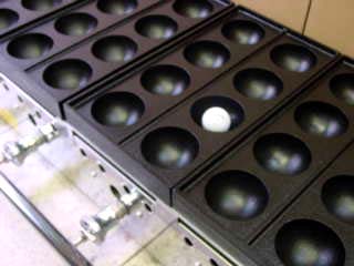 画像: 爆弾焼き器=特大8穴タコ焼き器　